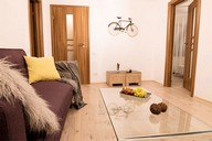 Bucharest - 2 bedrooms apartment: Living room