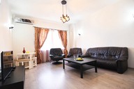 Bucharest - 1 bedroom apartment: Living room