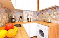Bucharest - 1 bedroom apartment: Kitchen